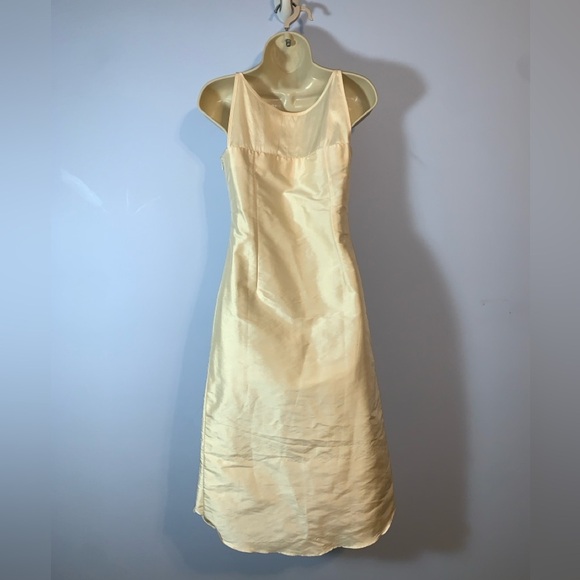 chi chi cream beaded boat neck “raw silk” look fitted midi dress size small 4 - Picture 2 of 8